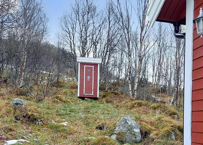 Cozy In Botenhamn With House A Mountain View *
